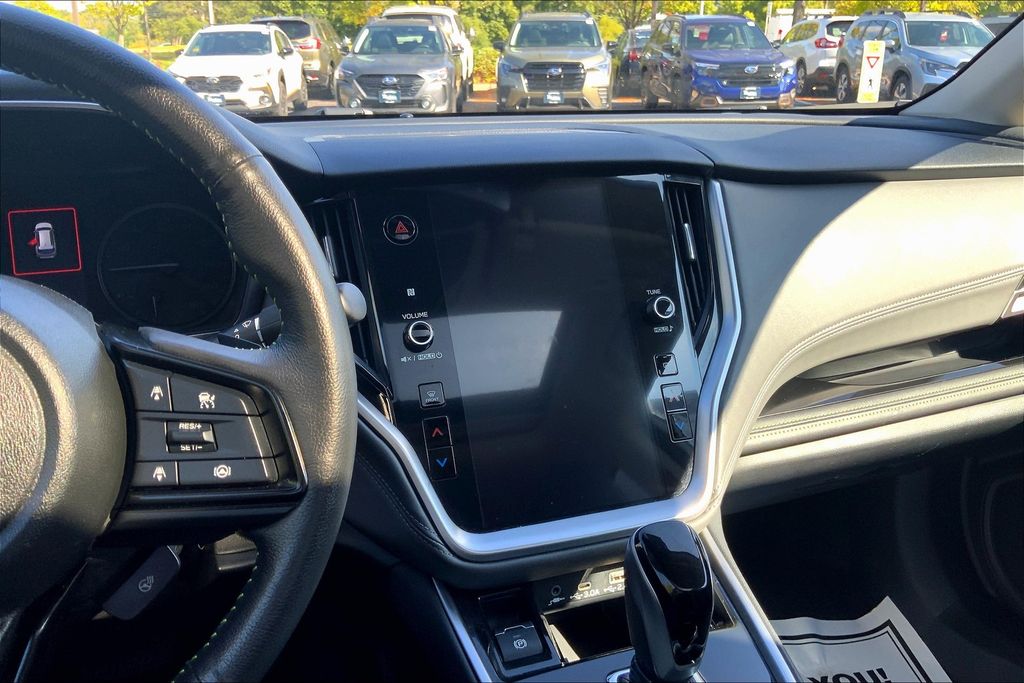 2024 Subaru Outback Onyx Edition photo 3