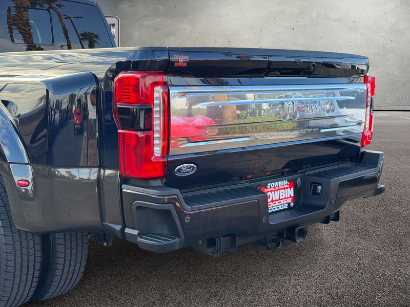 2024 Ford F-350 photo 3