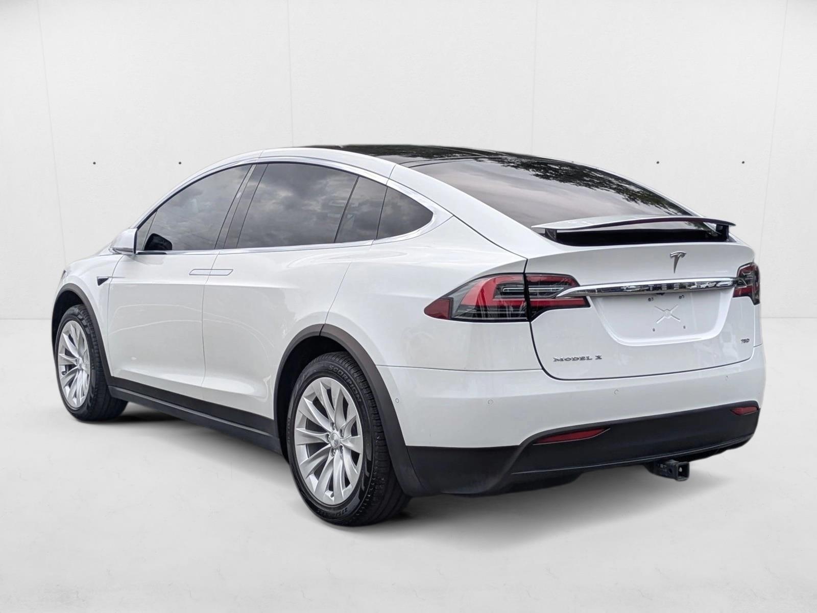 2018 Tesla Model X 75D photo 7