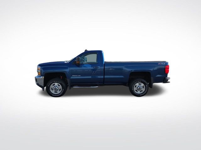 2015 Chevrolet Silverado 2500HD LT photo 2