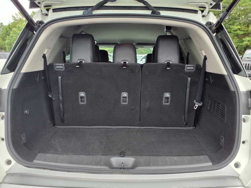 2023 Nissan Pathfinder SL photo 23
