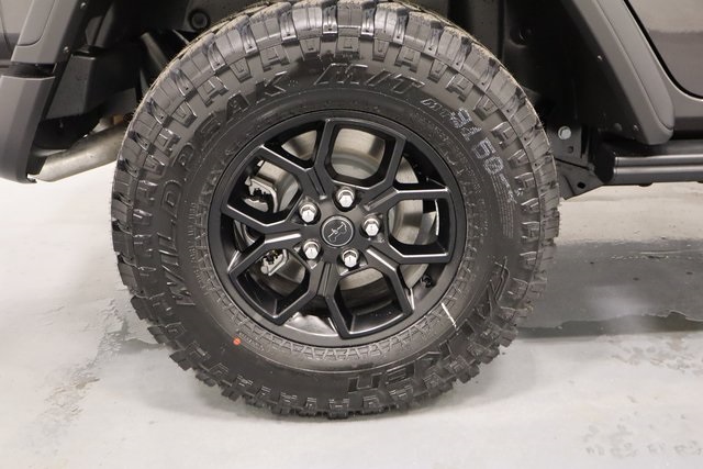 2025 Jeep Wrangler Willys photo 22