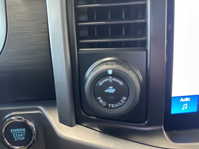 2025 Ford F-150 XLT photo 18
