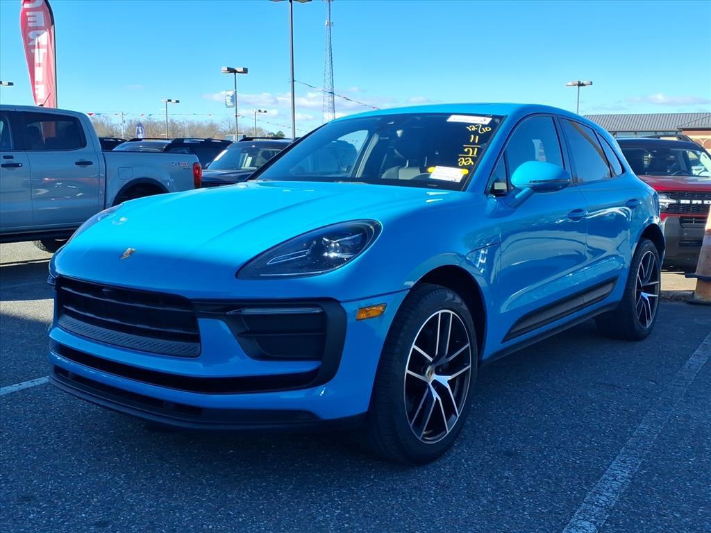 2022 Porsche Macan Base's photo