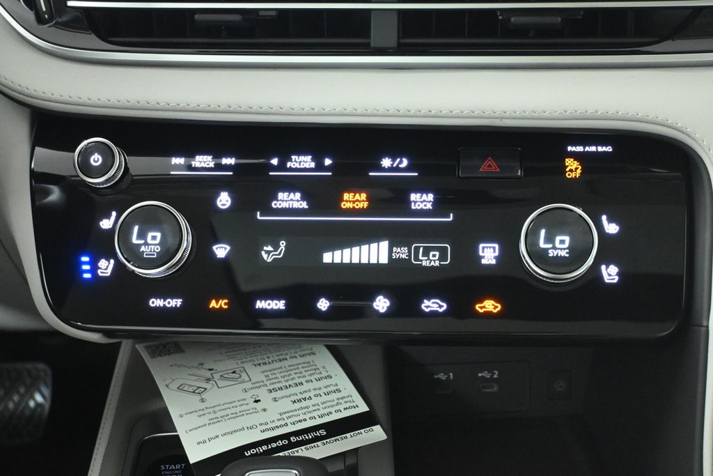 2026 Infiniti QX60 Luxe AWD photo 17