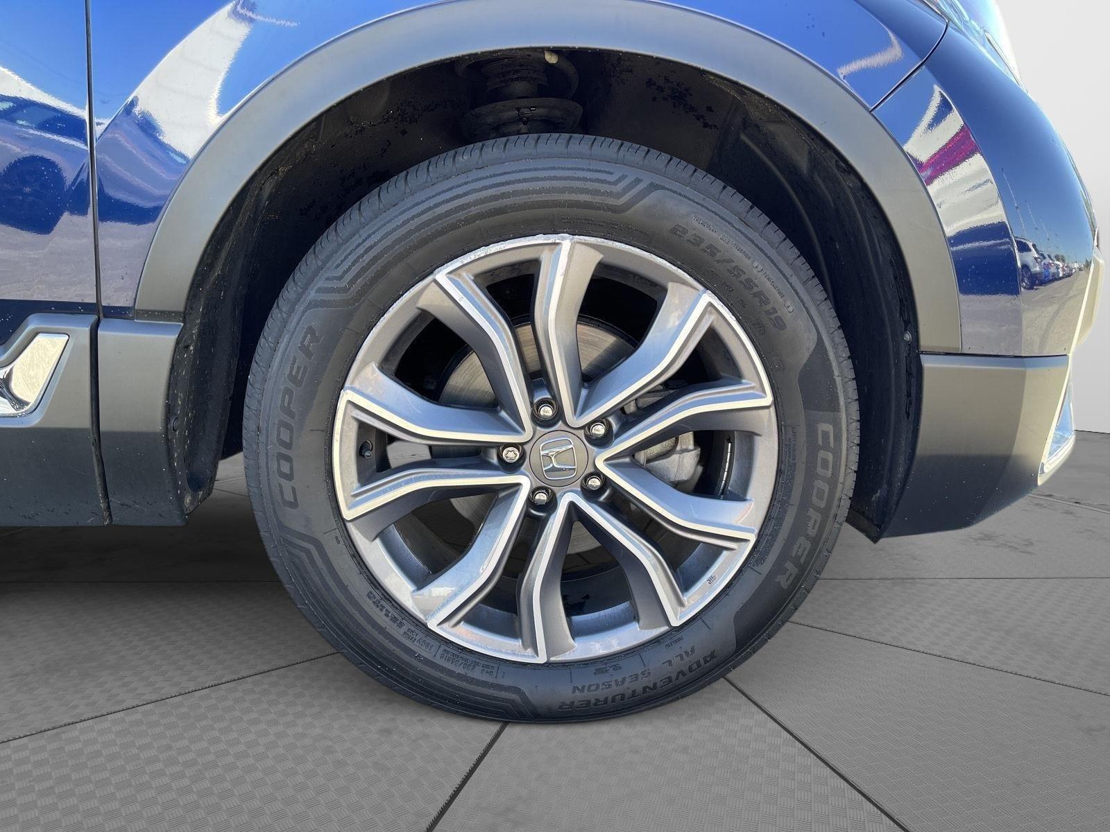 2022 Honda CR-V Touring photo 22