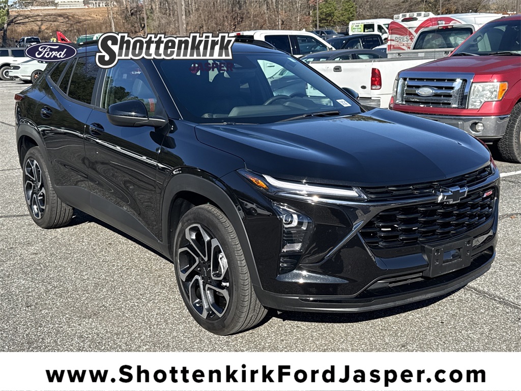 2024 Chevrolet Trax RS's photo