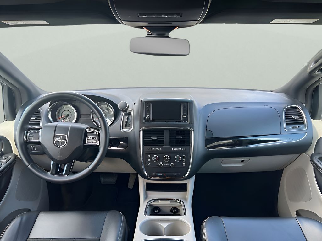 2019 Dodge Grand Caravan SXT photo 12