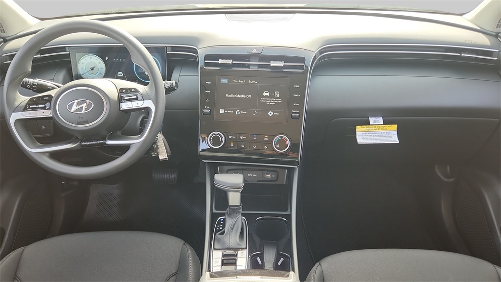 2024 Hyundai Tucson SE photo 15