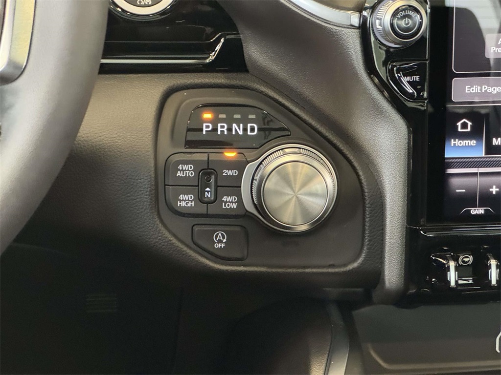 2025 Ram 1500 Laramie photo 21