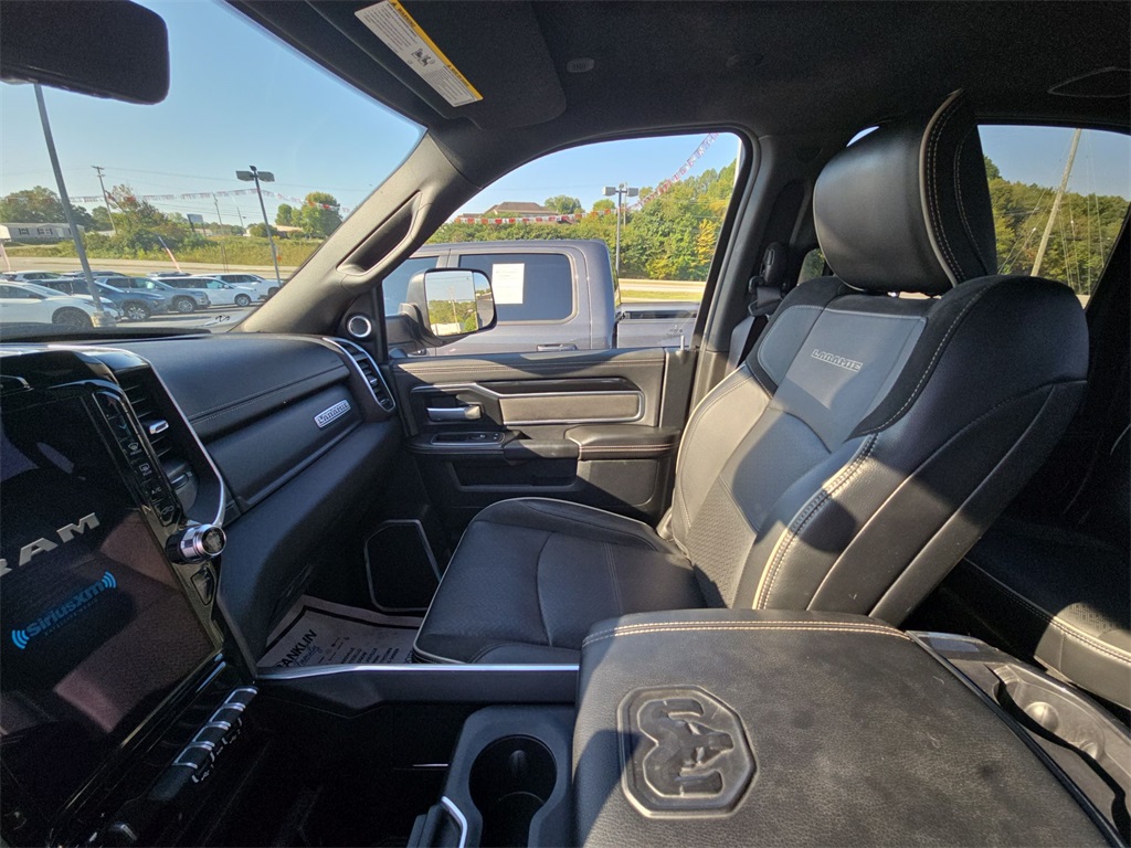 2021 Ram 3500 Laramie photo 13