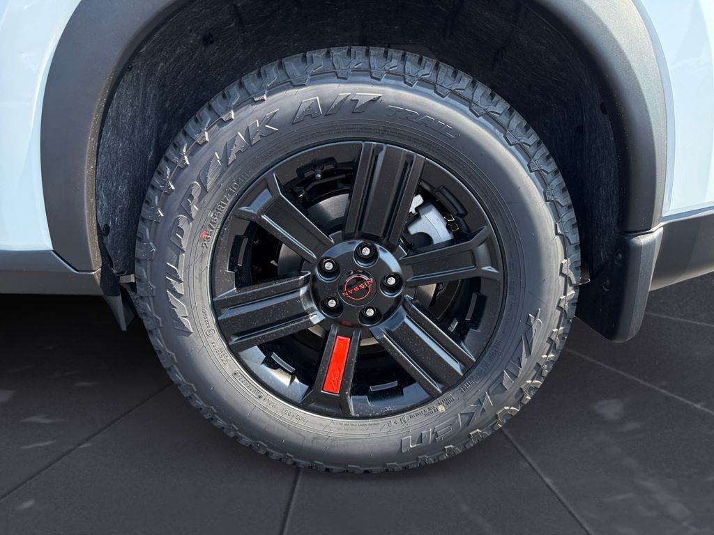 2026 Nissan Rogue SV photo 14