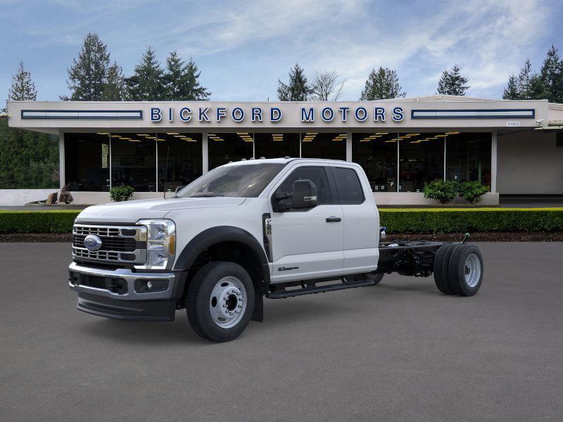 2026 Ford F-550 Super Duty Chassis Cab XL's photo