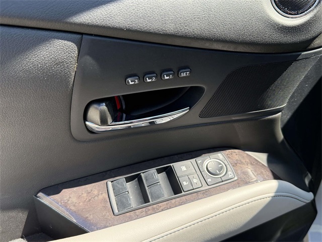 2015 Lexus RX 350 photo 24