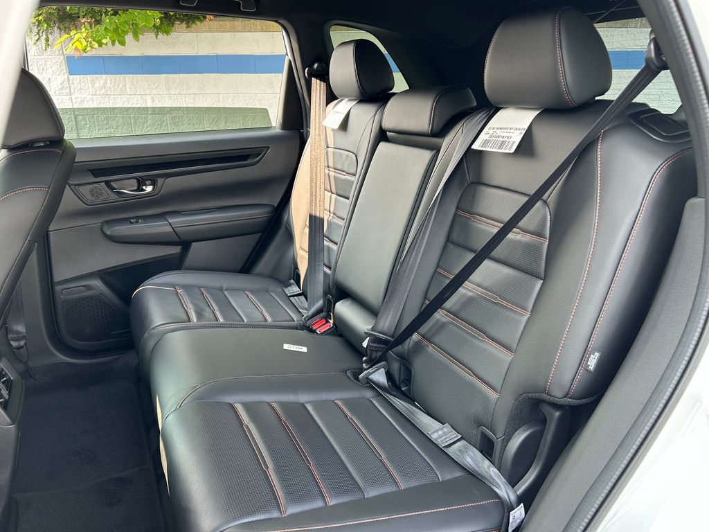 2026 Honda CR-V Hybrid Sport-L photo 17