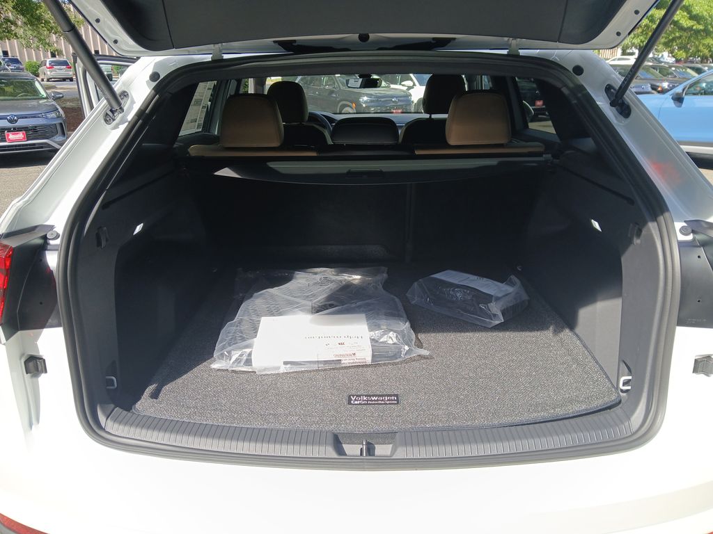 2026 Volkswagen Atlas Cross Sport SE photo 20