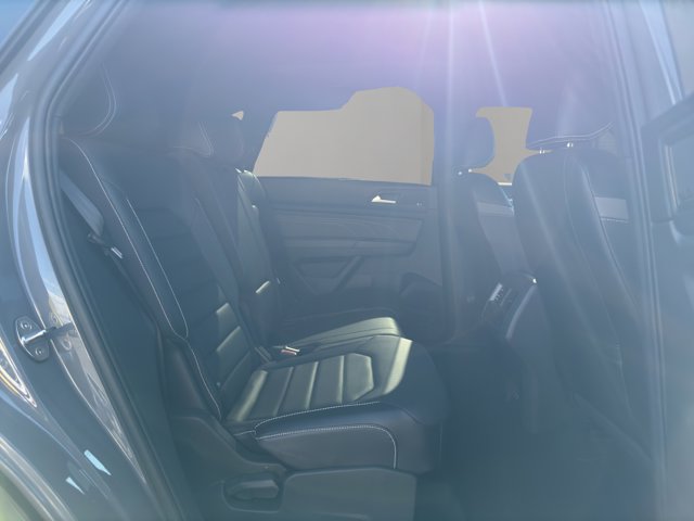 2022 Volkswagen Atlas Cross Sport V6 SEL Premium R-Line photo 18