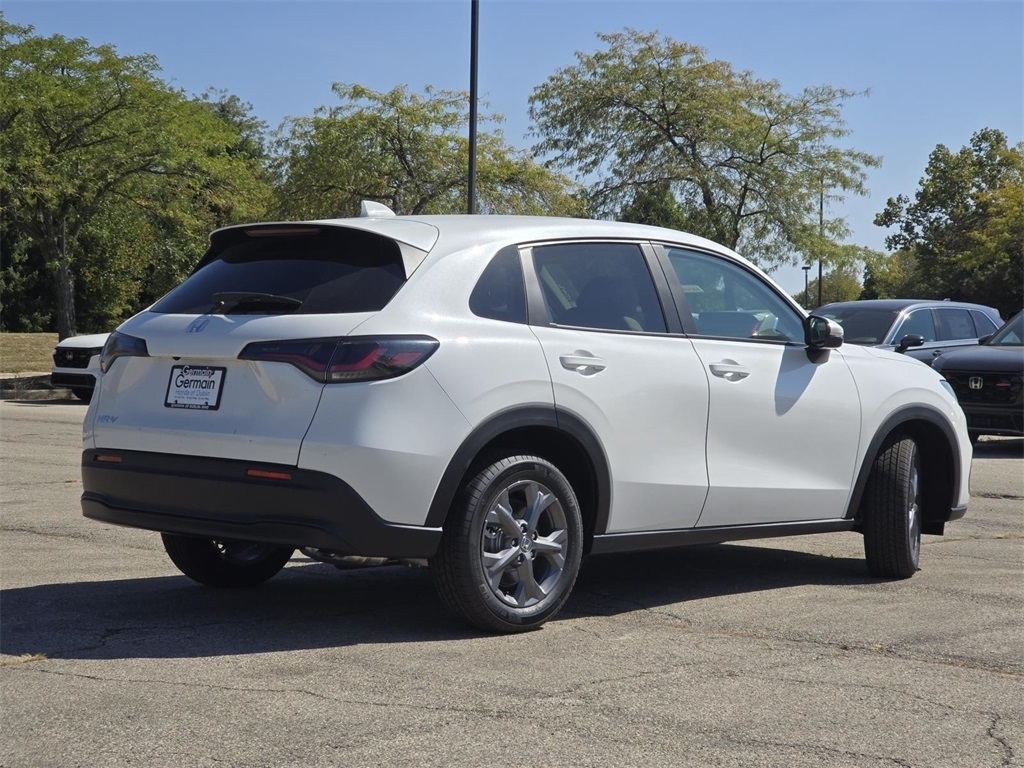 2026 Honda HR-V LX photo 16