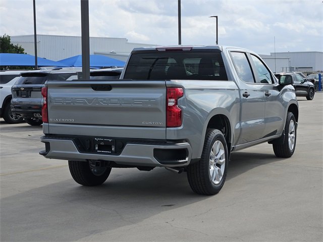2026 Chevrolet Silverado 1500 Custom photo 3