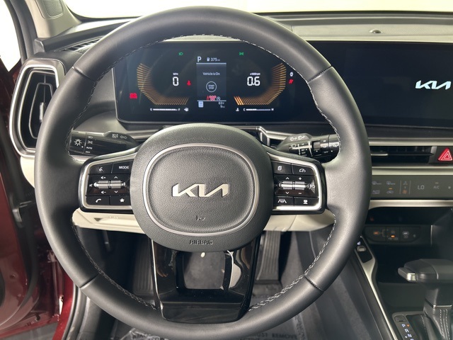 2025 Kia Sorento S photo 21