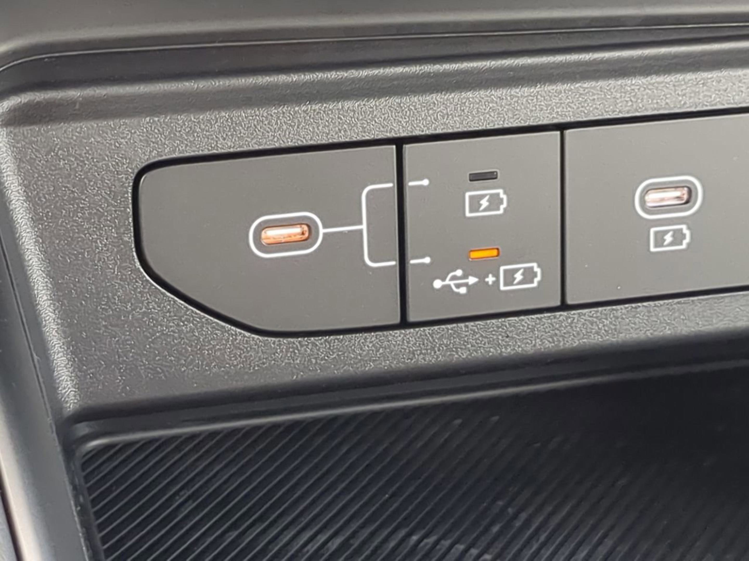 2025 Kia K5 LXS photo 22