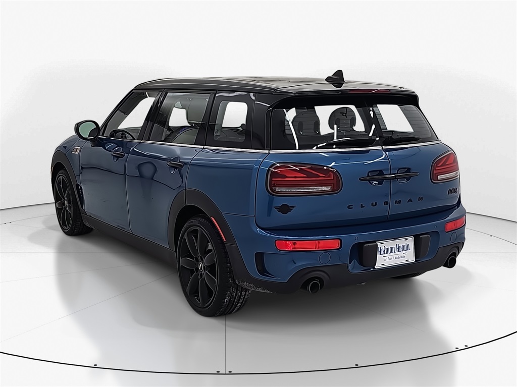 2022 Mini Cooper S Iconic photo 7