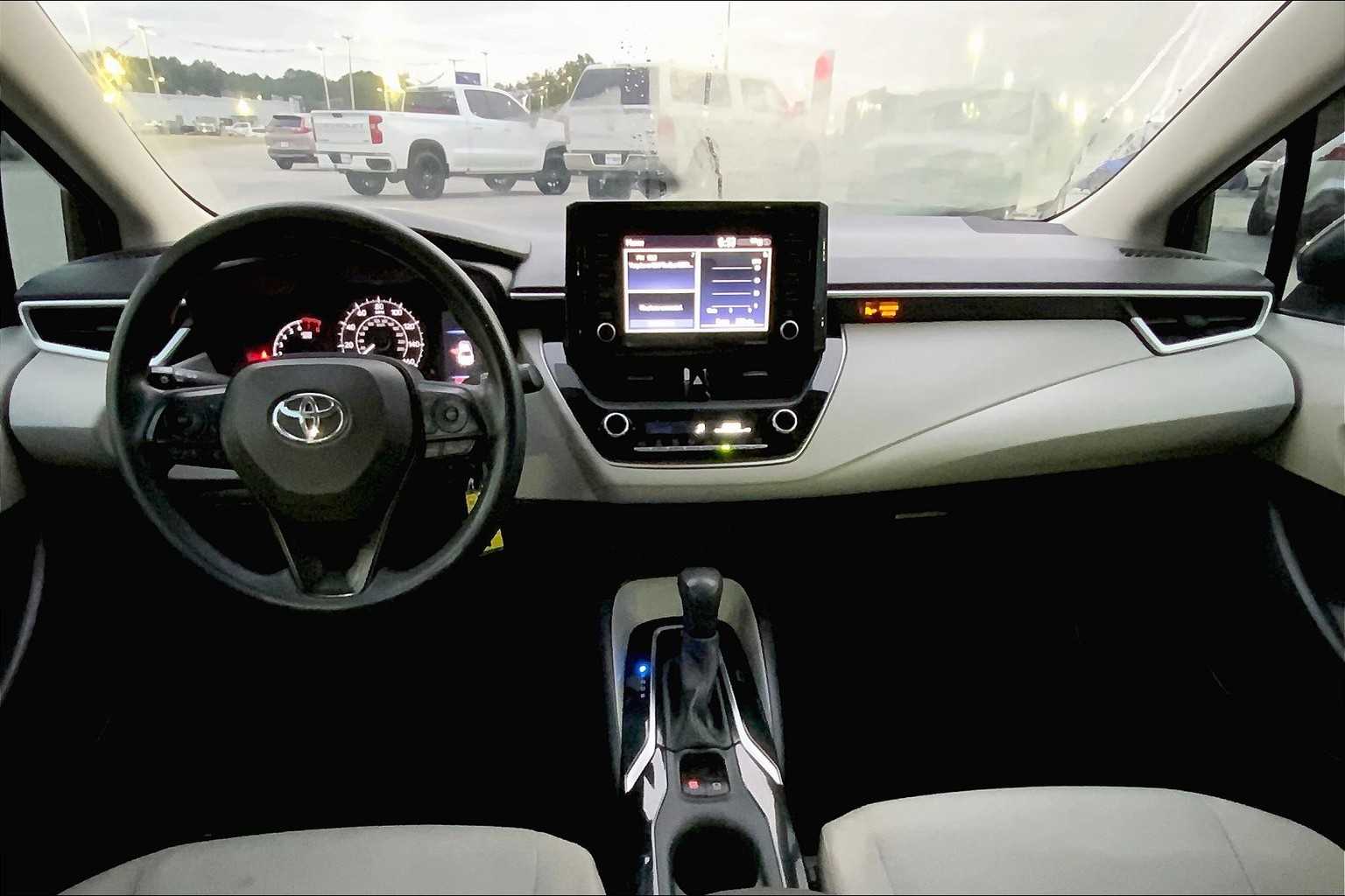 2022 Toyota Corolla L photo 14