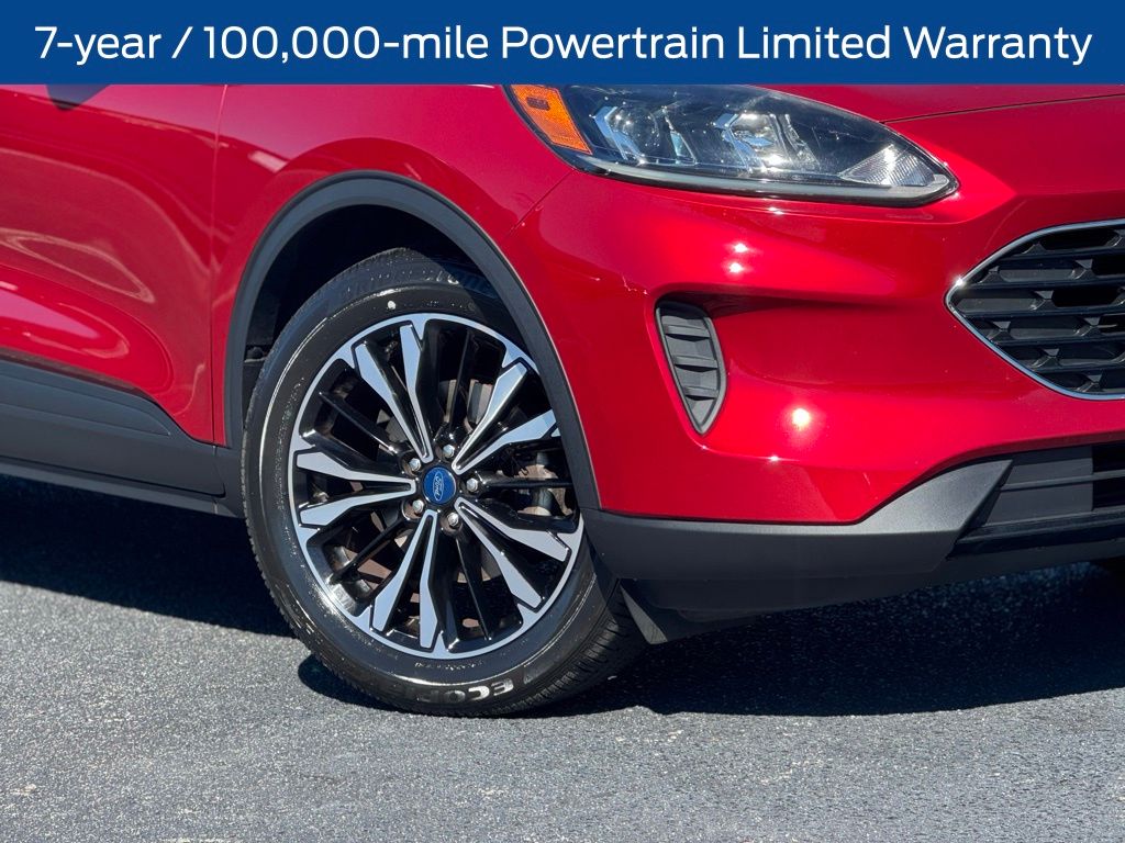 2022 Ford Escape SE Sport photo 2