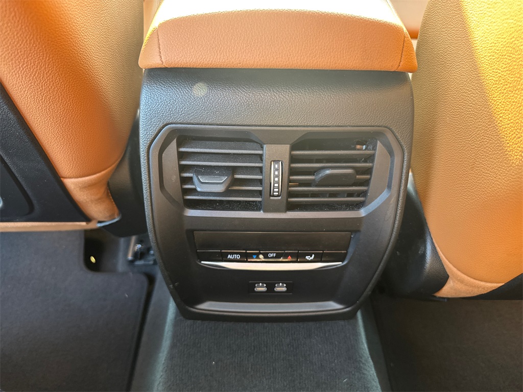 2023 Bmw 330e photo 22