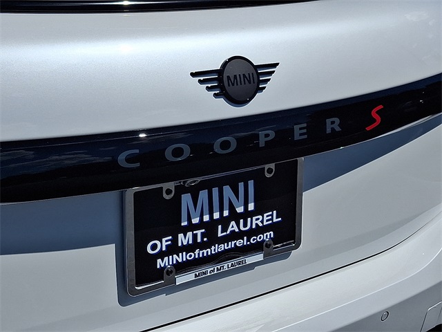 2025 Mini Cooper 4 Door Hardtop Iconic photo 24