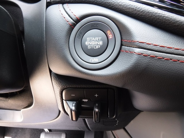 2025 Dodge Durango R/T Plus photo 21