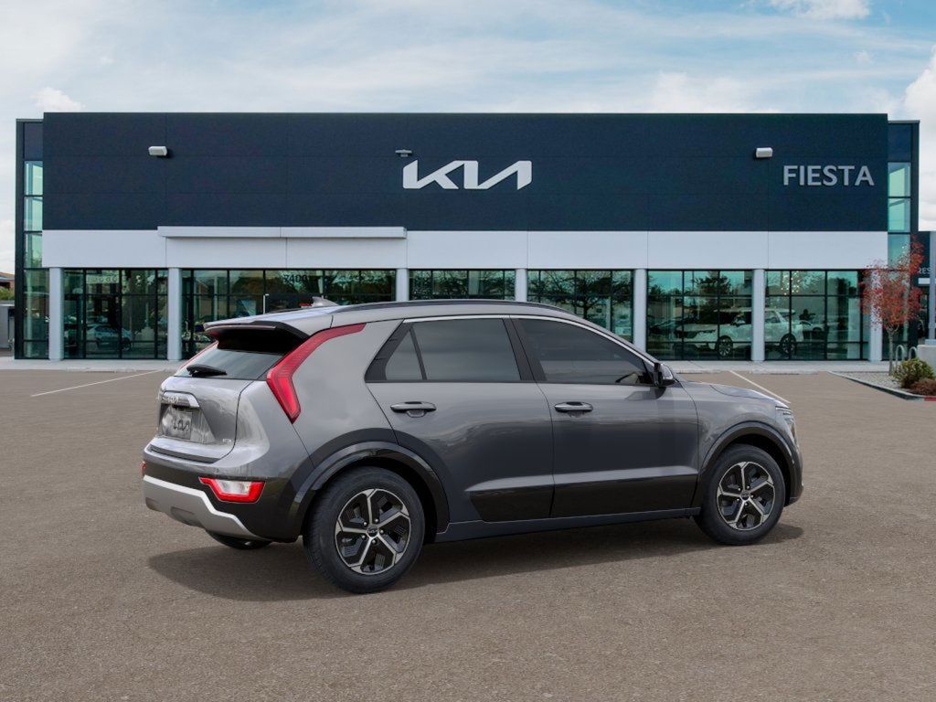 2025 Kia Niro SX photo 2