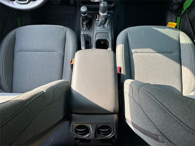 2025 Jeep Wrangler Sport S photo 15