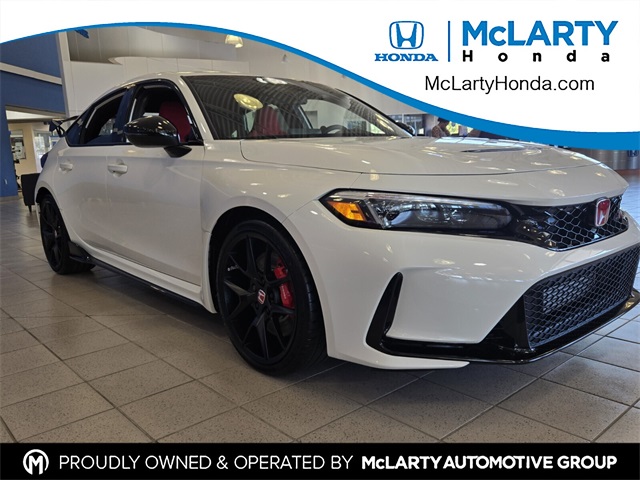 2025 Honda Civic Hatchback Type-R's photo