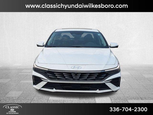 2024 Hyundai Elantra Limited photo 2