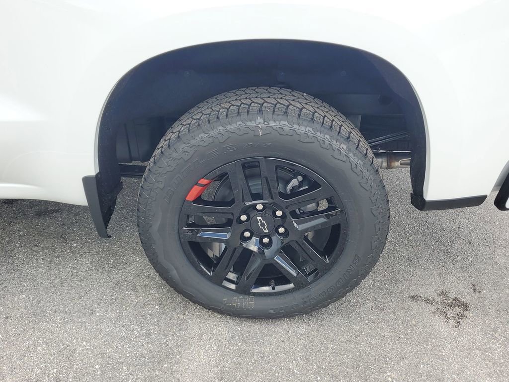 2025 Chevrolet Silverado 1500 RST photo 16