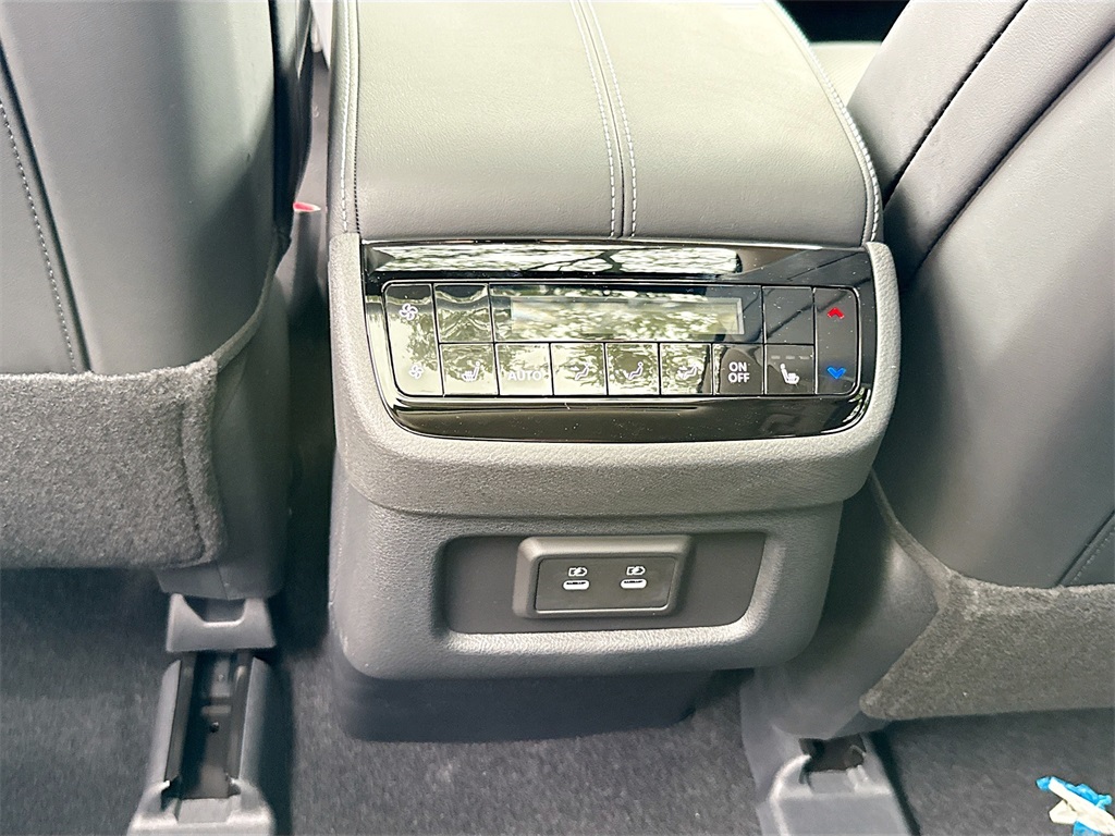 2026 Infiniti QX60 Luxe photo 27