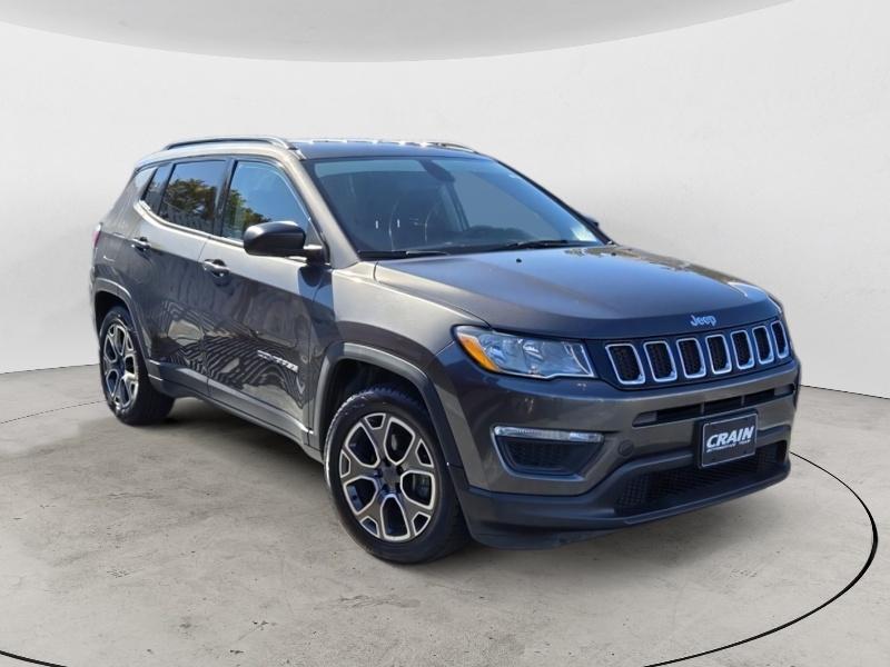 2018 Jeep Compass Sport's photo