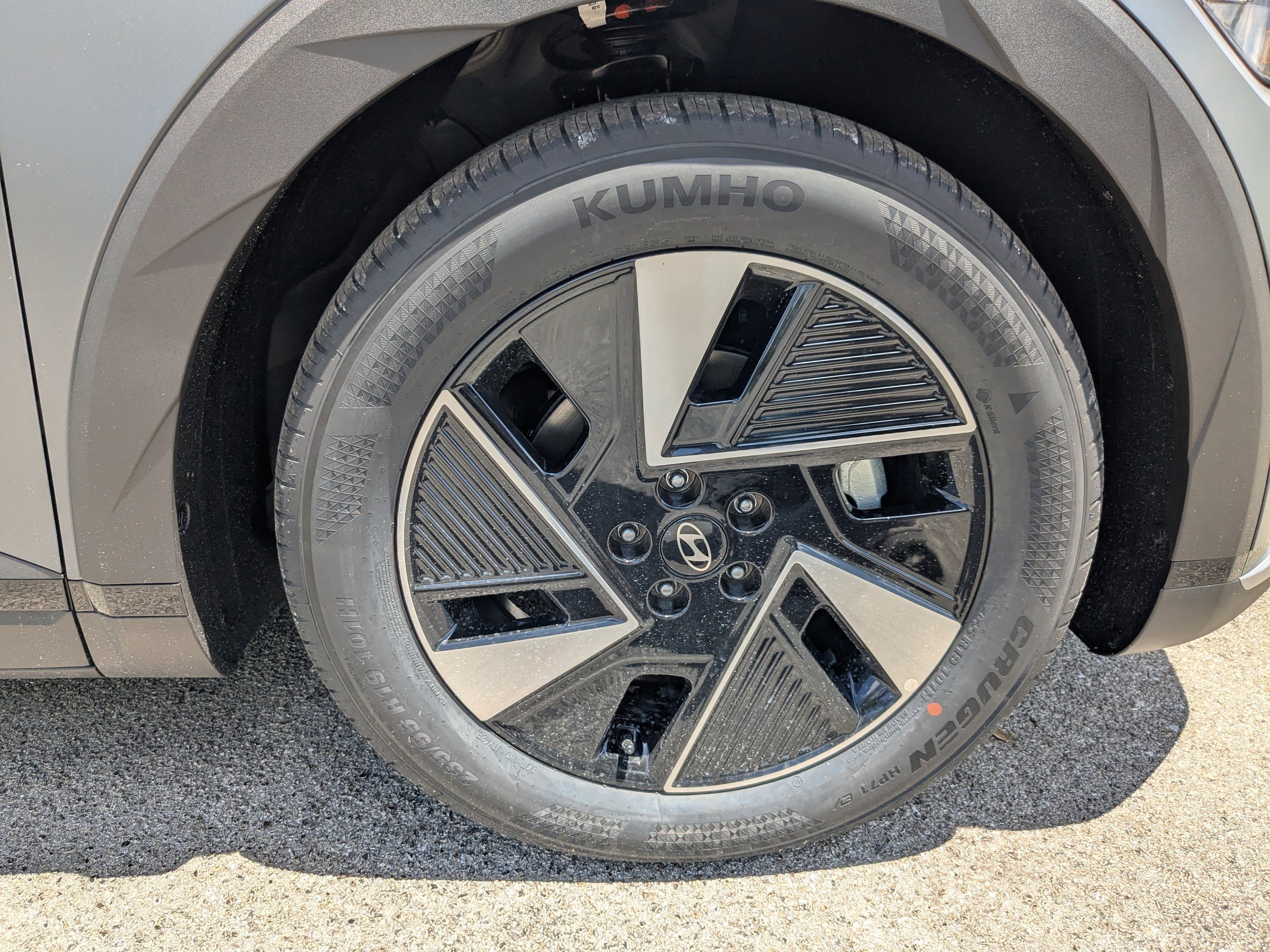 2025 Hyundai Ioniq 5 SEL photo 9