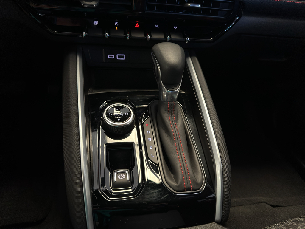 2023 Chevrolet Colorado Z71 photo 13