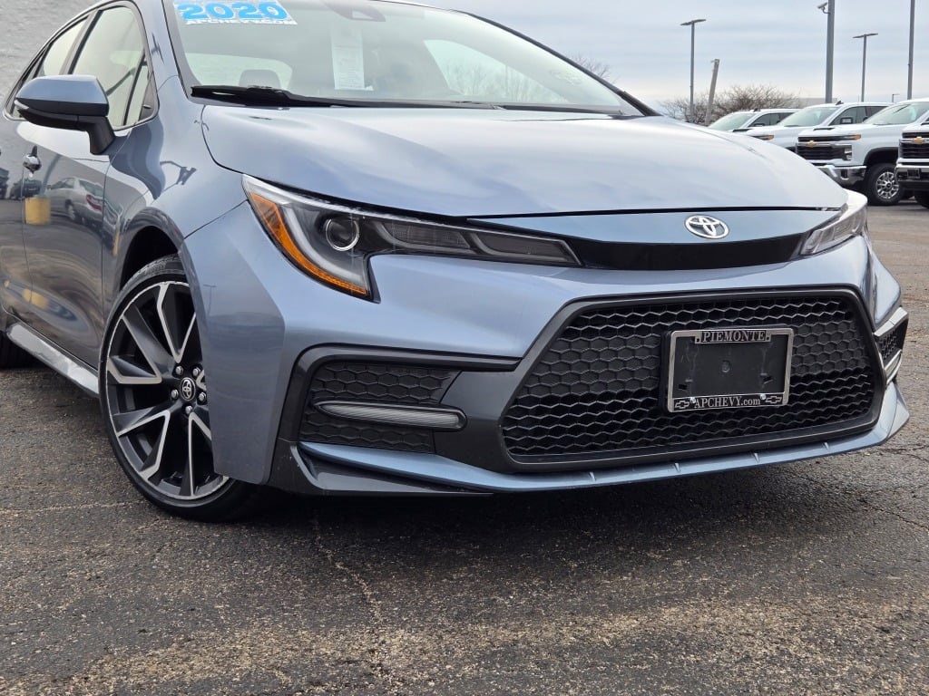 2020 Toyota Corolla SE photo 2
