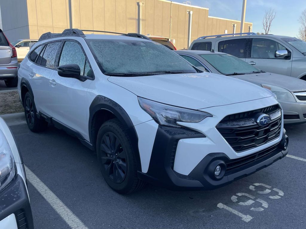 2023 Subaru Outback Onyx Edition's photo