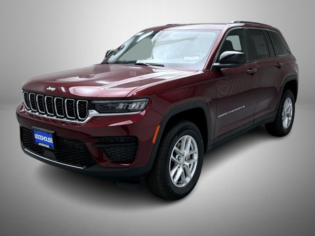 2025 Jeep Grand Cherokee Laredo's photo