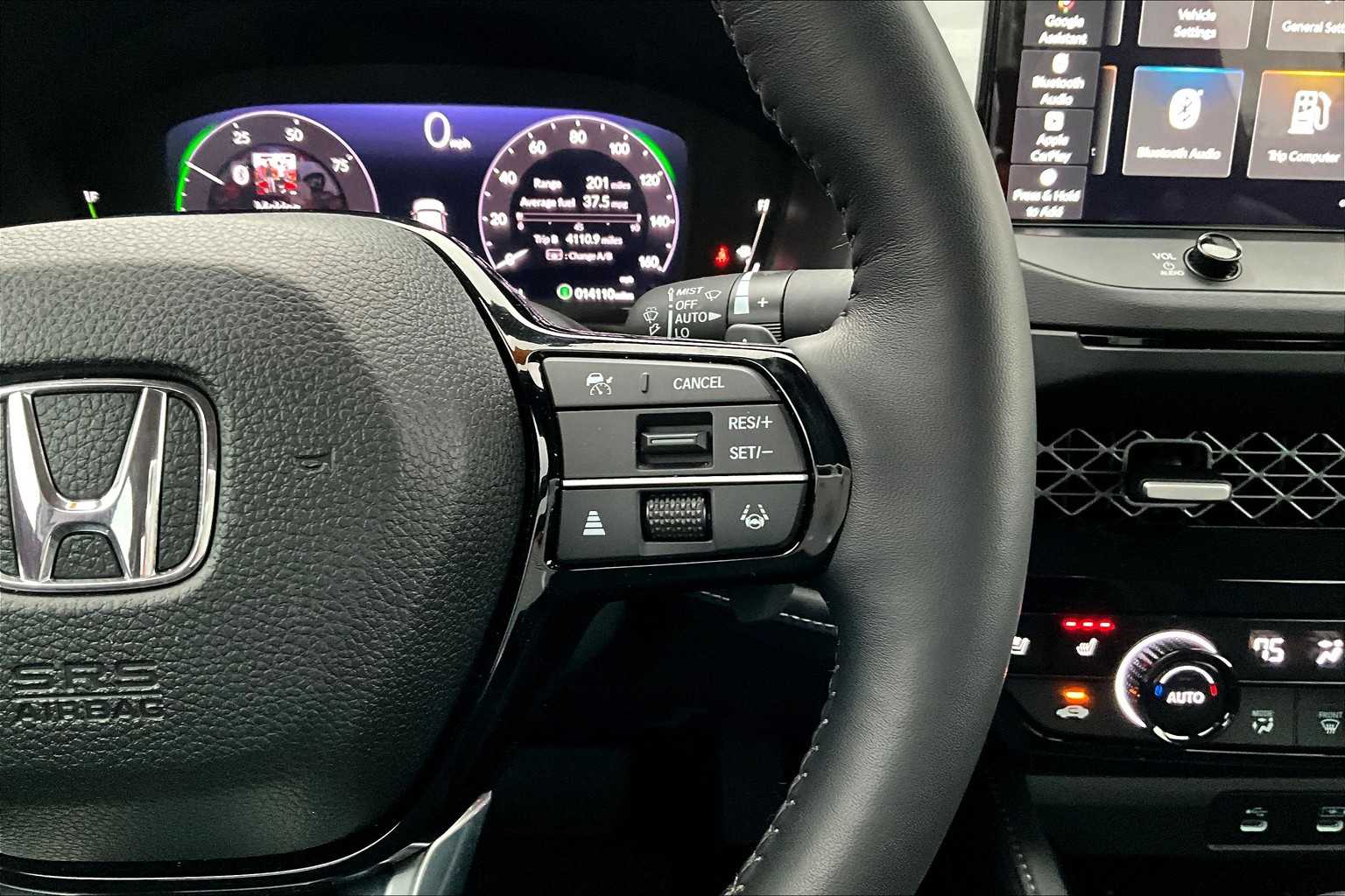 2025 Honda Accord Hybrid Touring photo 23
