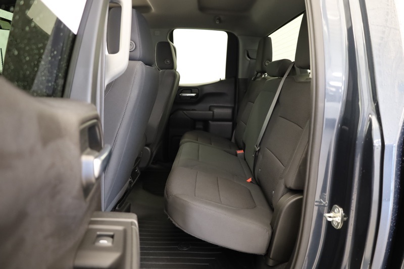 2020 Chevrolet Silverado 1500 Custom photo 32