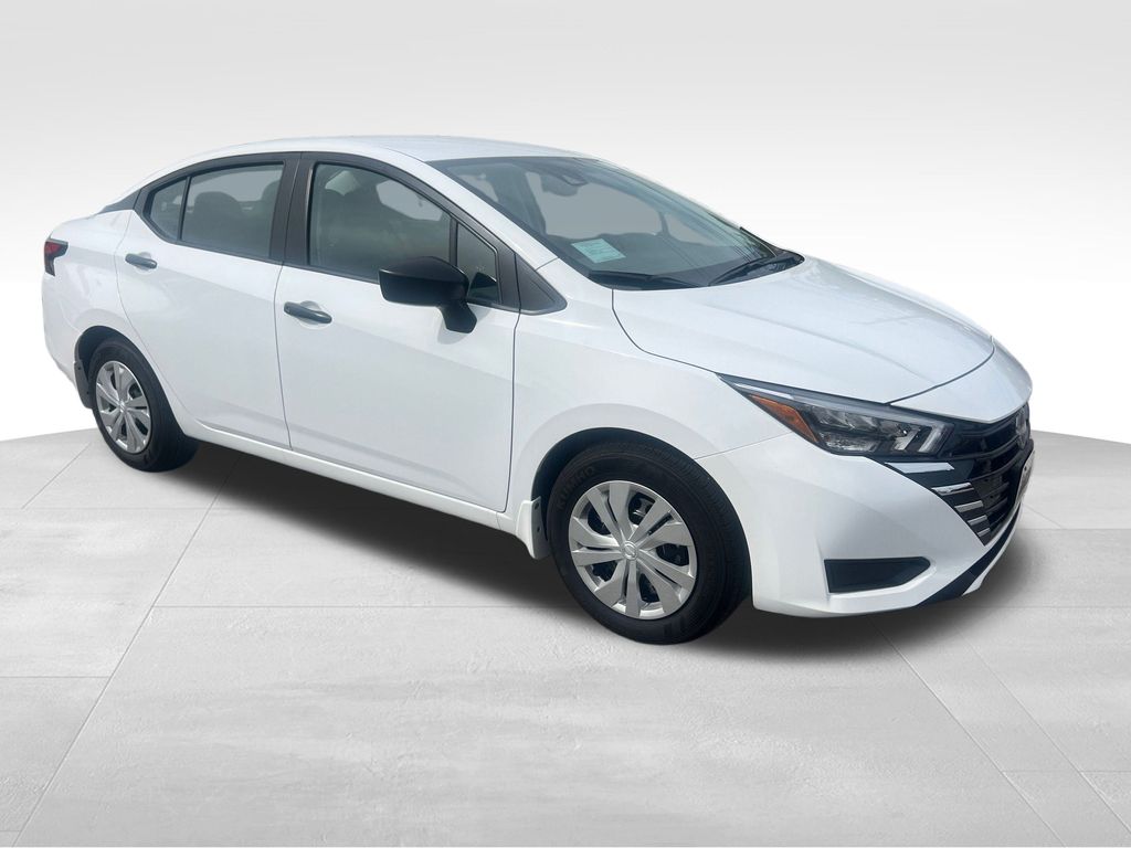 2025 Nissan Versa 1.6 S photo 7