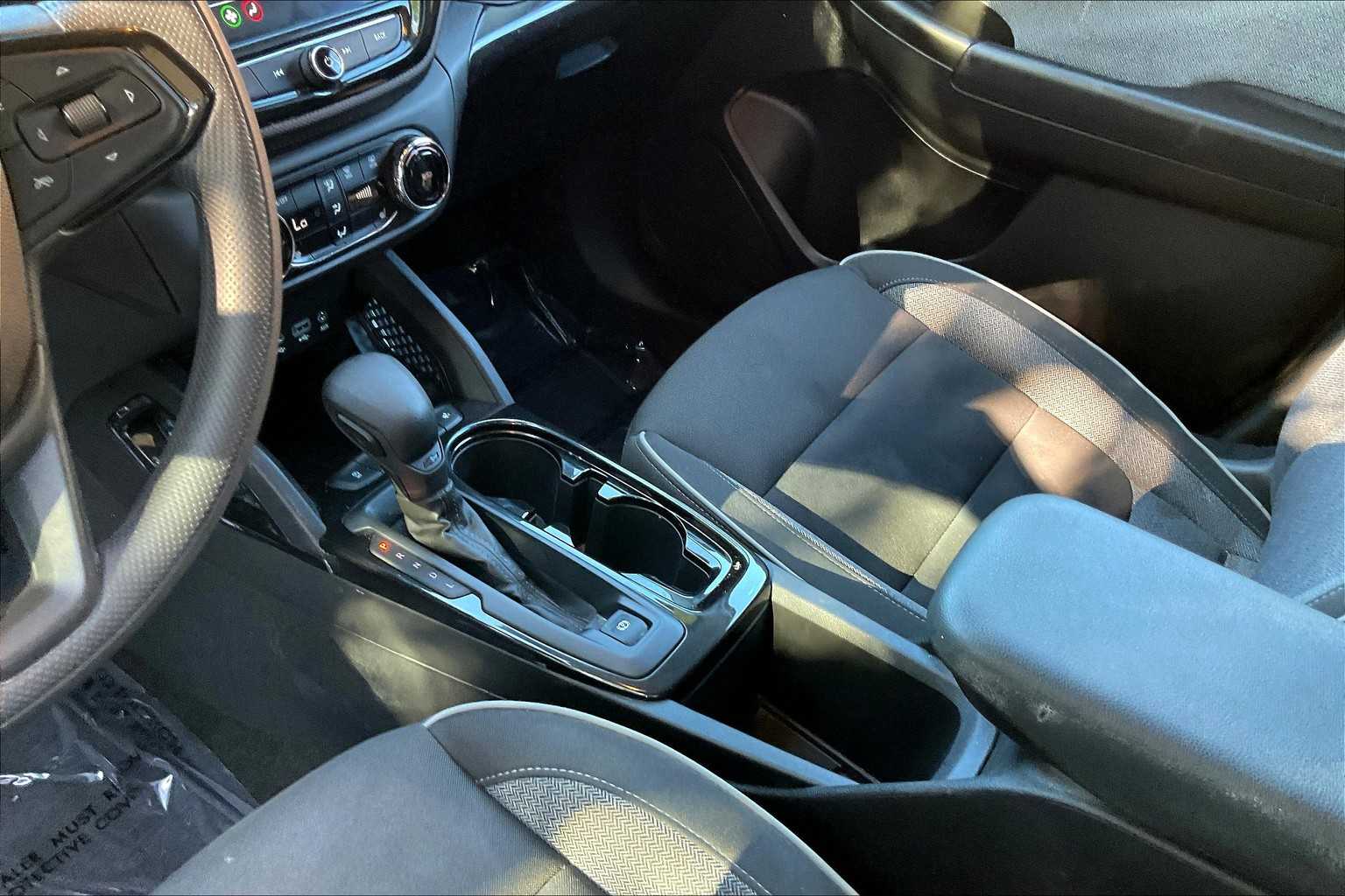 2023 Chevrolet Trailblazer LT photo 16