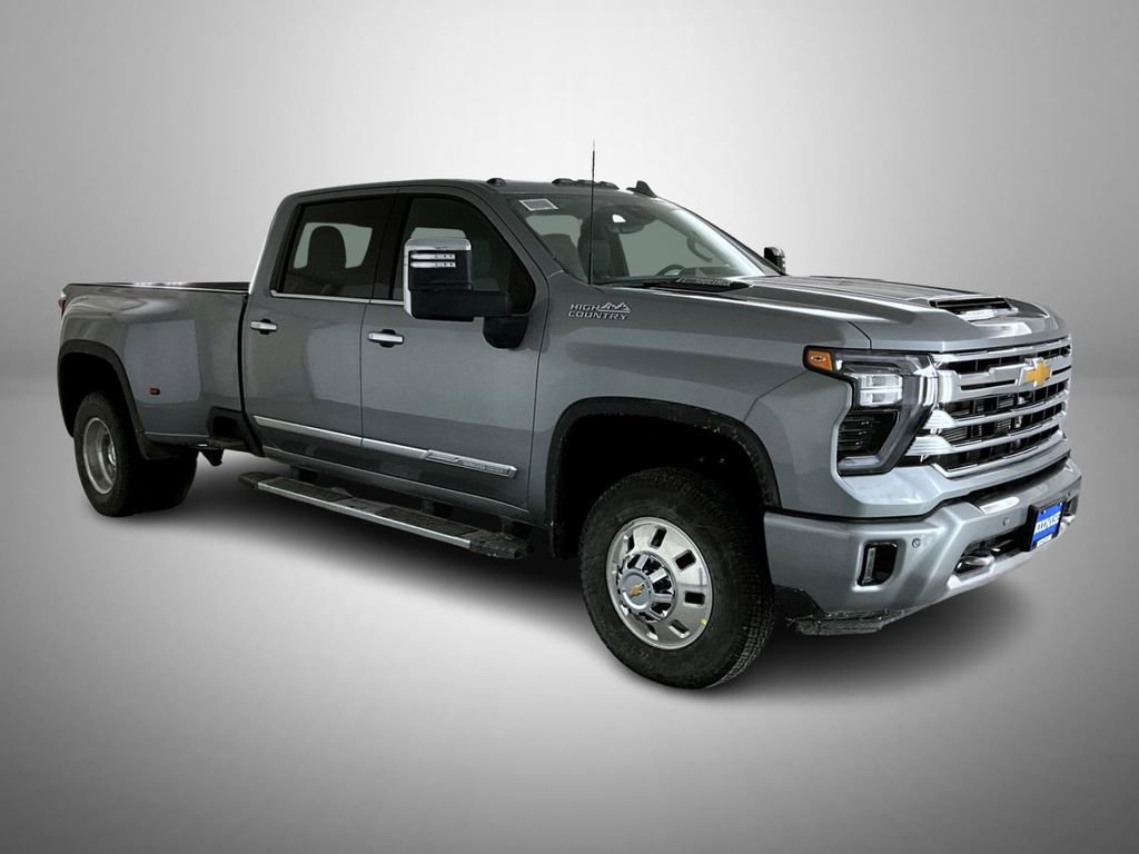 2026 Chevrolet Silverado 3500HD High Country photo 3