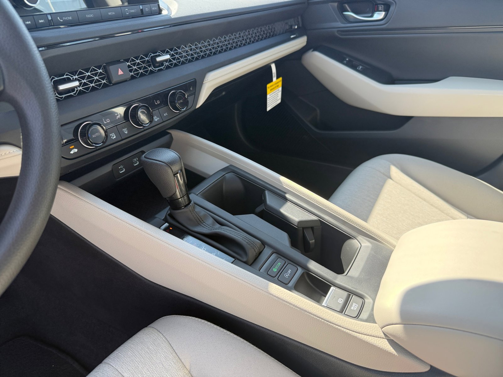 2025 Honda Accord SE photo 13