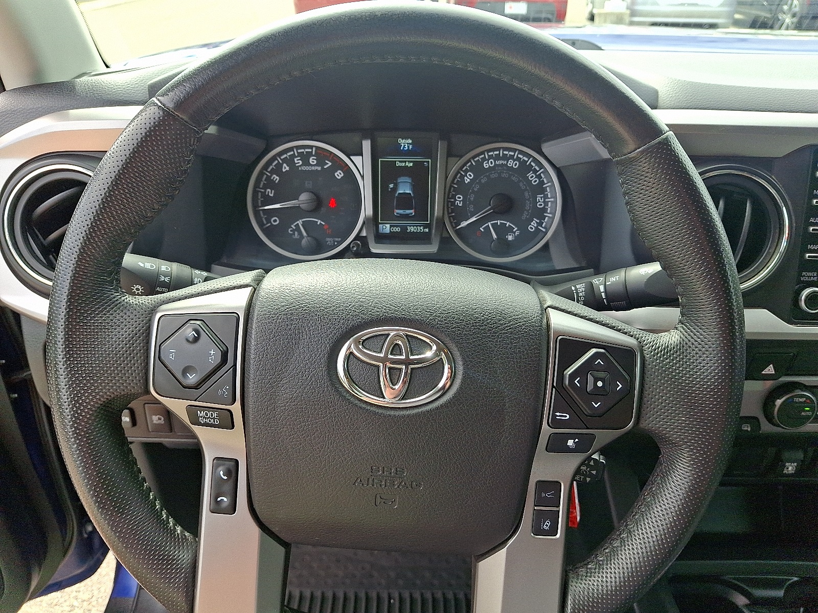 2022 Toyota Tacoma SR5 photo 19